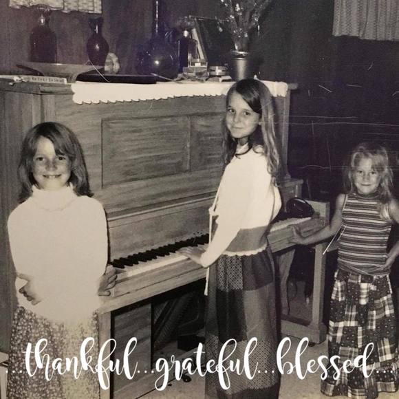 Meet your Posher, Tina - Picture 1 of 1